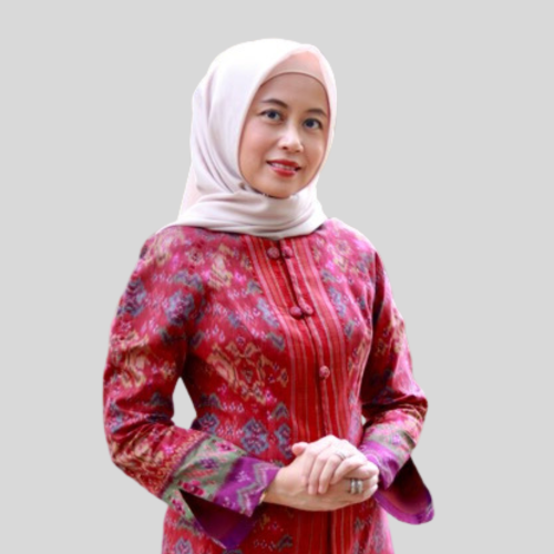 Adelina Kamal